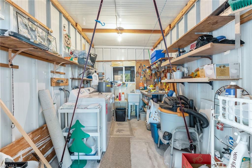 RIVIERA COLONY - Residential