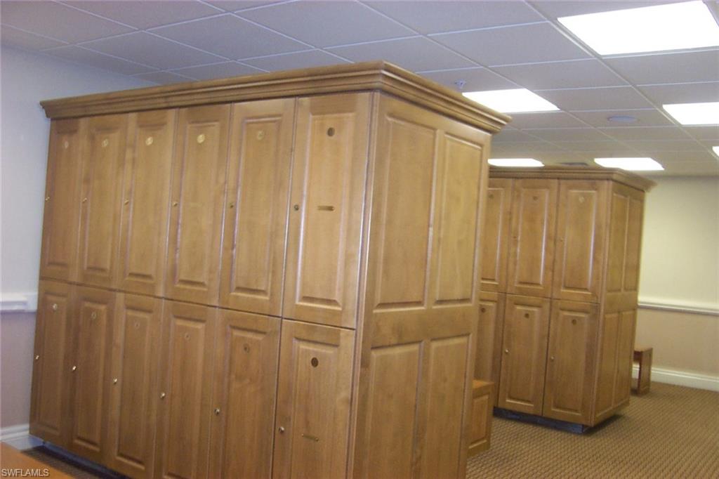 ROYAL PALM GOLF ESTATES - Land