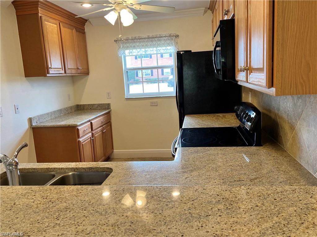 MYERLEE CIRCLE CONDO - Residential