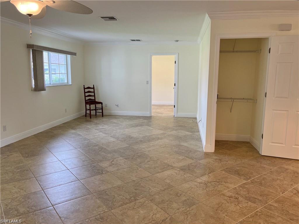 MYERLEE CIRCLE CONDO - Residential