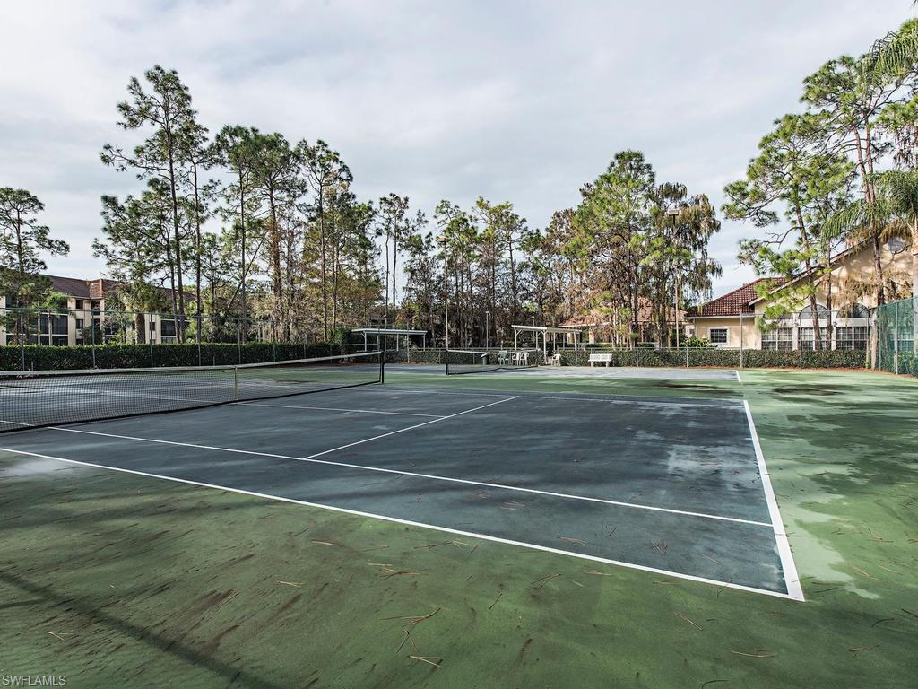 DEAUVILLE LAKE CLUB - Residential