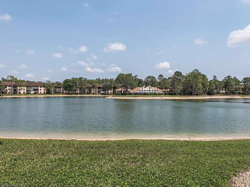 DEAUVILLE LAKE CLUB - Residential