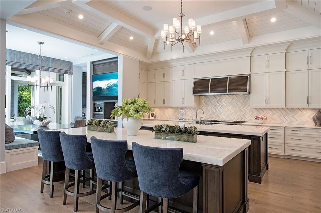 MOORINGS - Residential