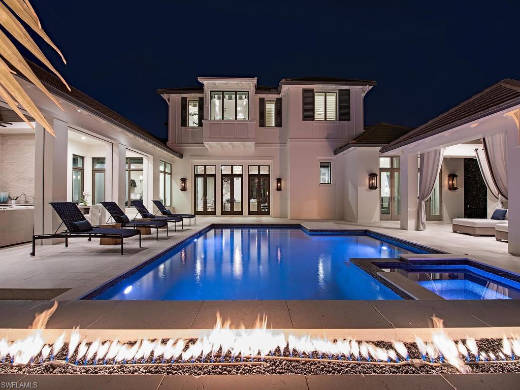 MOORINGS - Residential