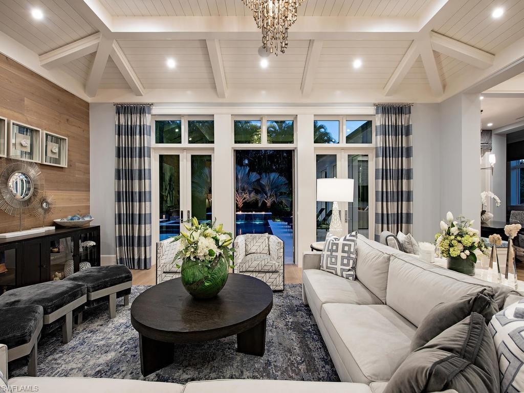 MOORINGS - Residential