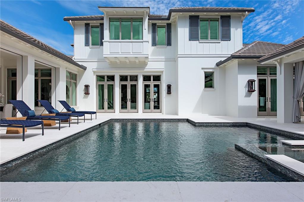 MOORINGS - Residential