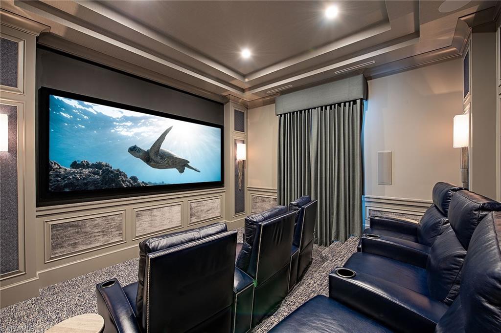 MOORINGS - Residential