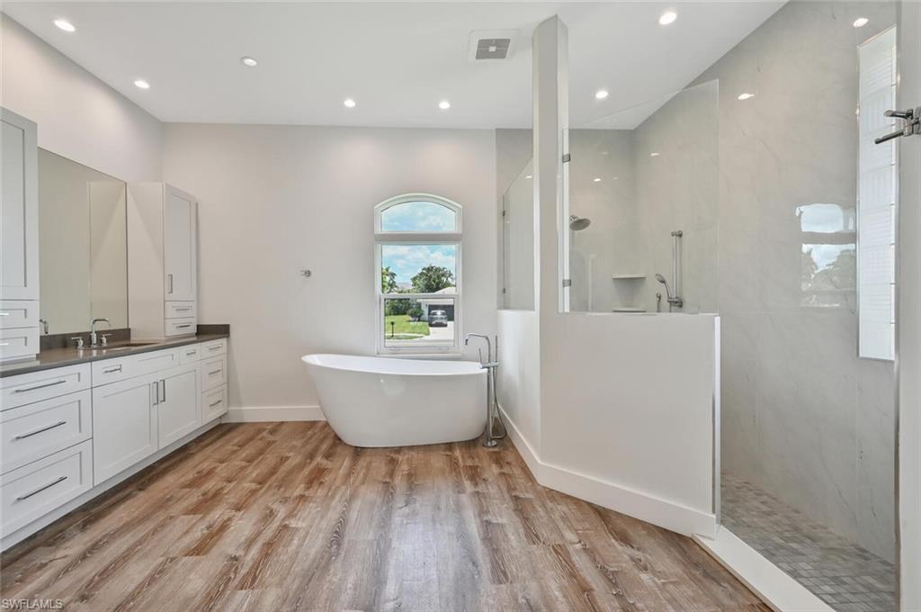 PARK SHORE - Residential Lease