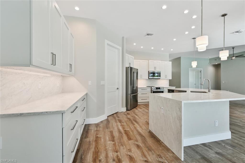 PARK SHORE - Residential Lease