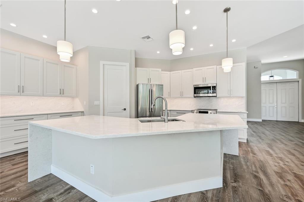 PARK SHORE - Residential Lease