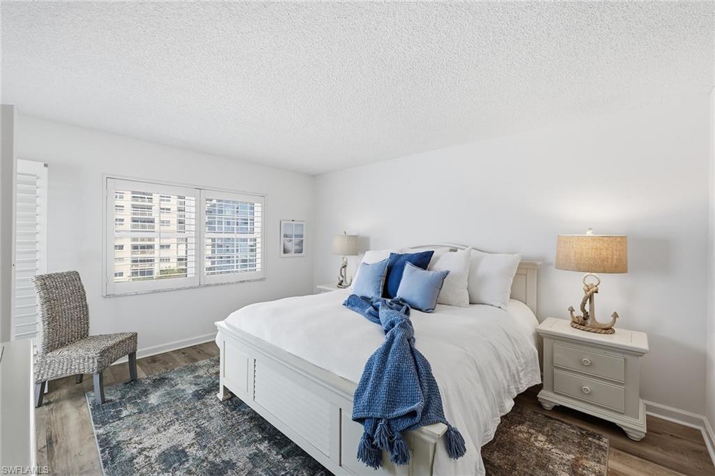 NAPLES CONTINENTAL - Residential