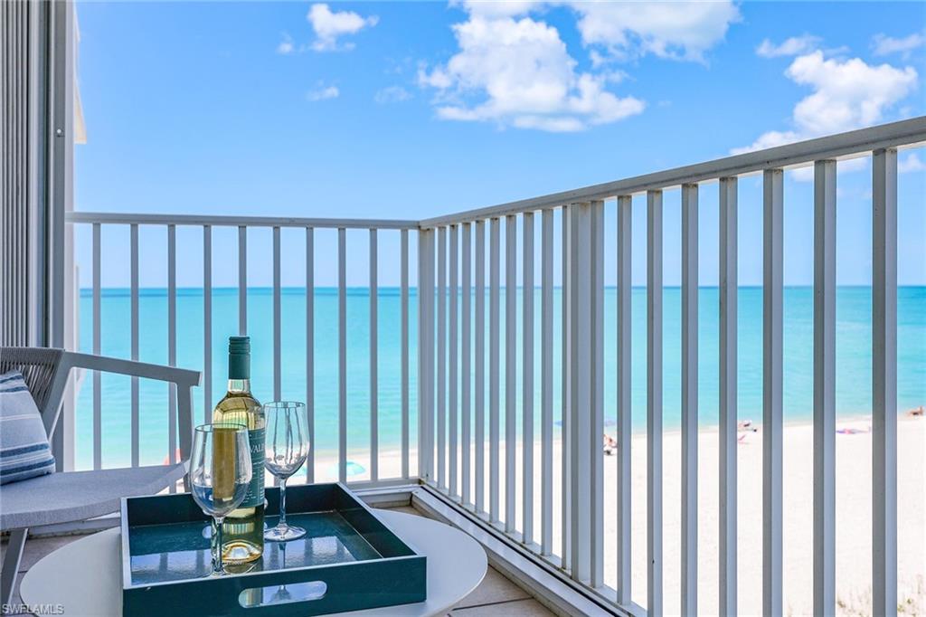 NAPLES CONTINENTAL - Residential