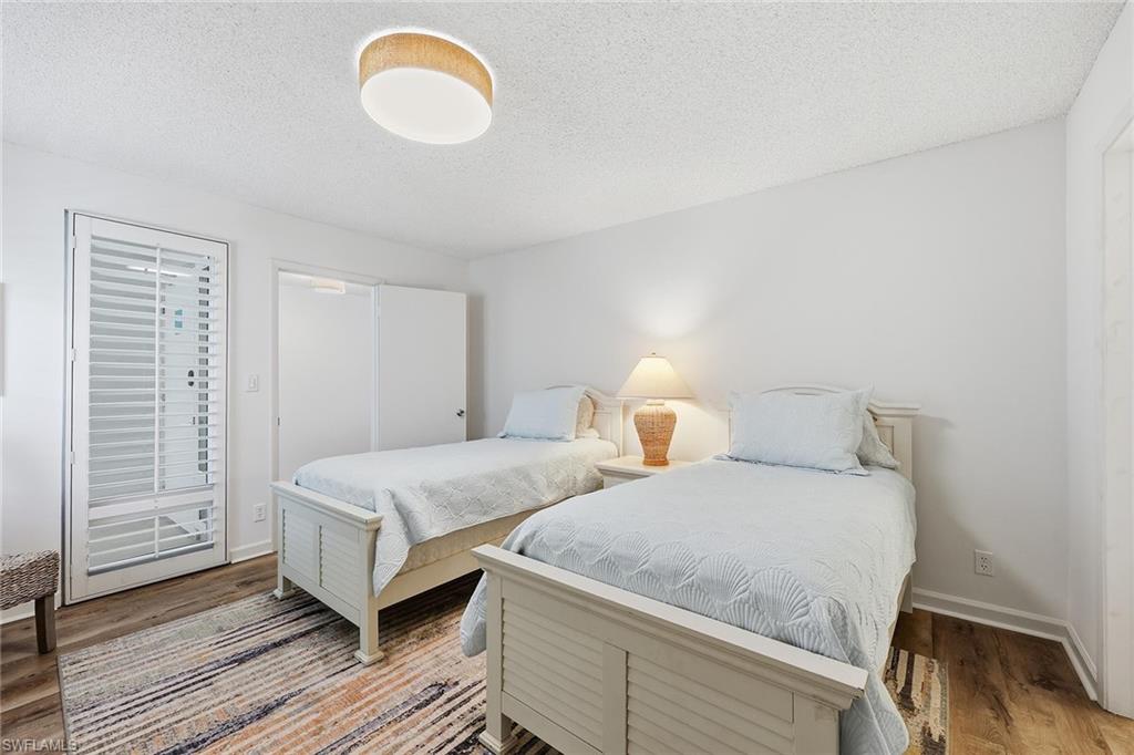 NAPLES CONTINENTAL - Residential