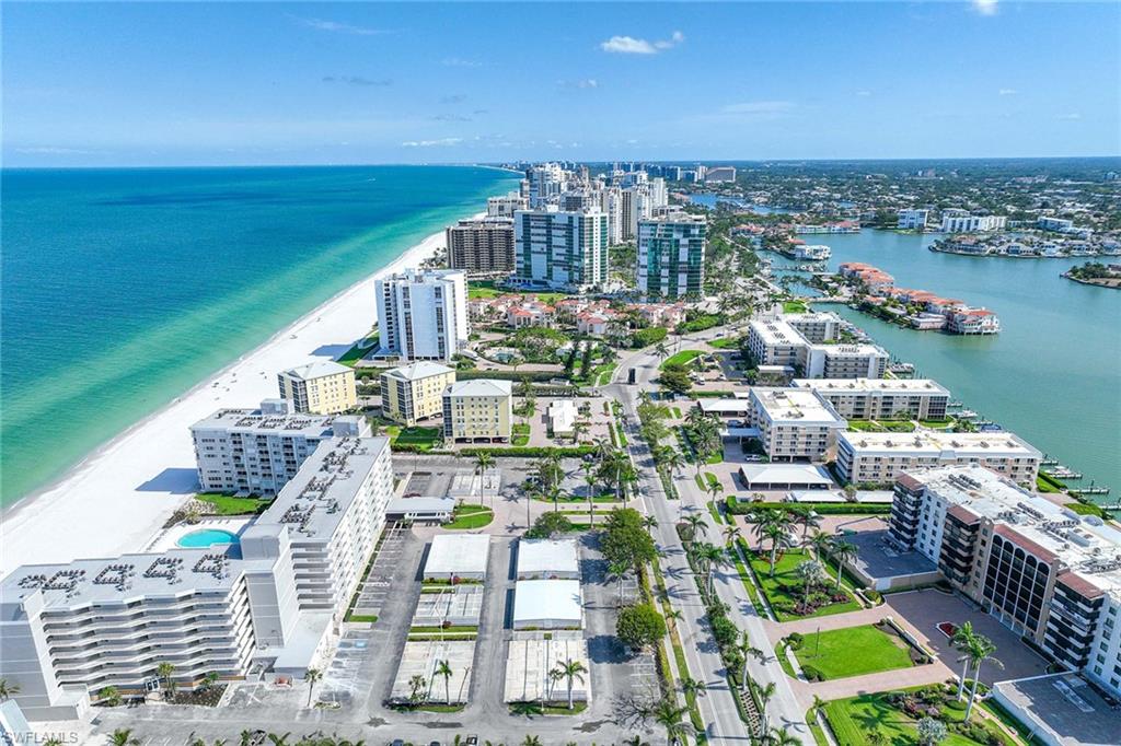 NAPLES CONTINENTAL - Residential