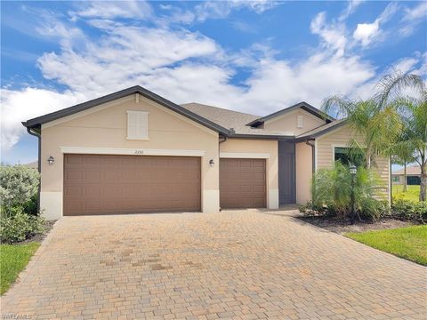 3350 Antilla CT FORT MYERS FL 33905