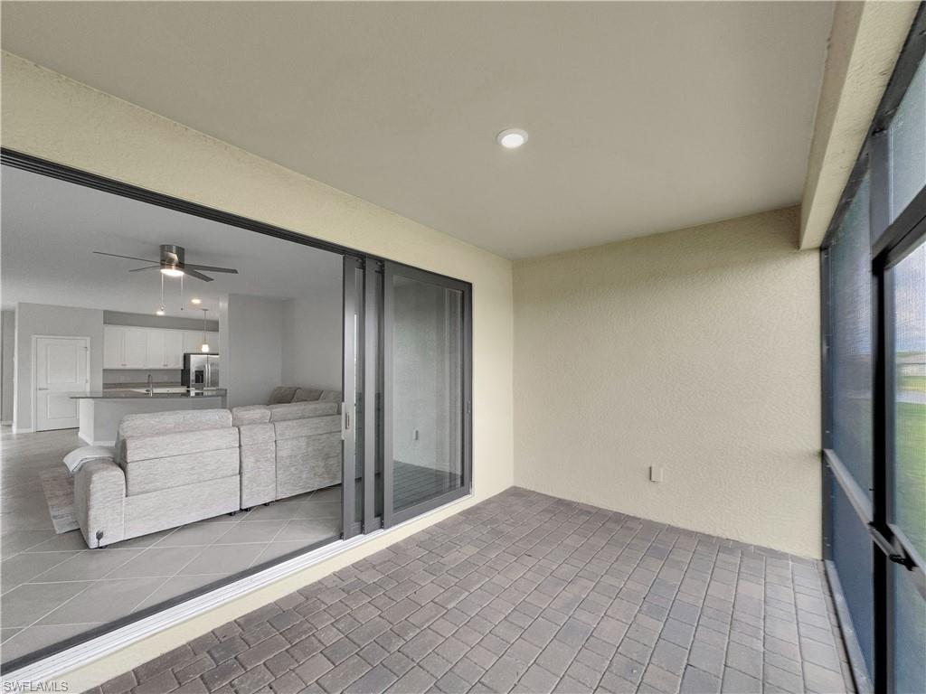 PORTICO - Residential