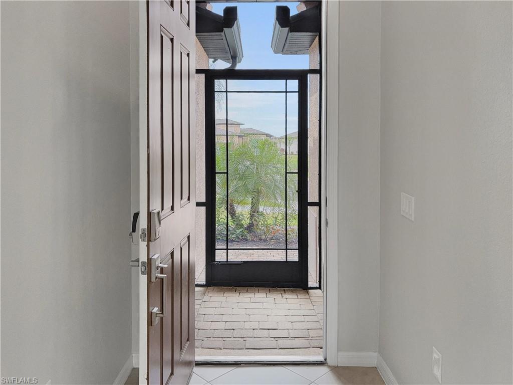 PORTICO - Residential