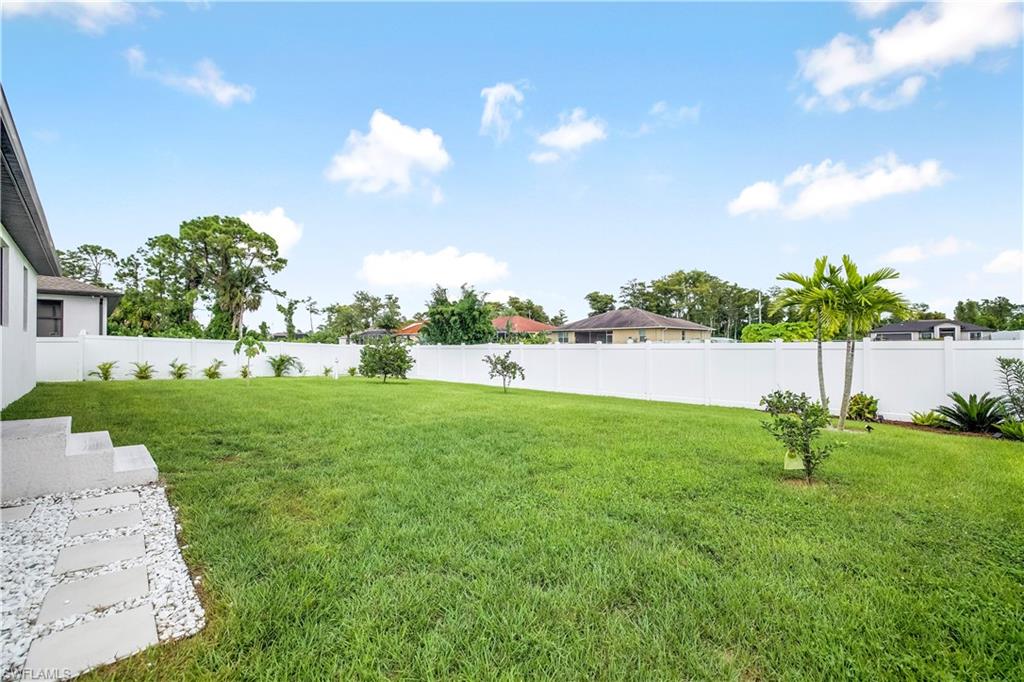 LEHIGH ACRES - Residential