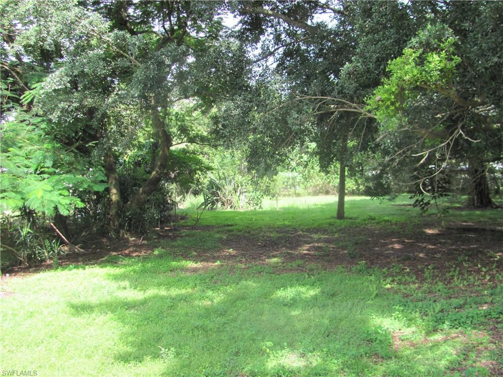 SUNCOAST ESTATE - Residential