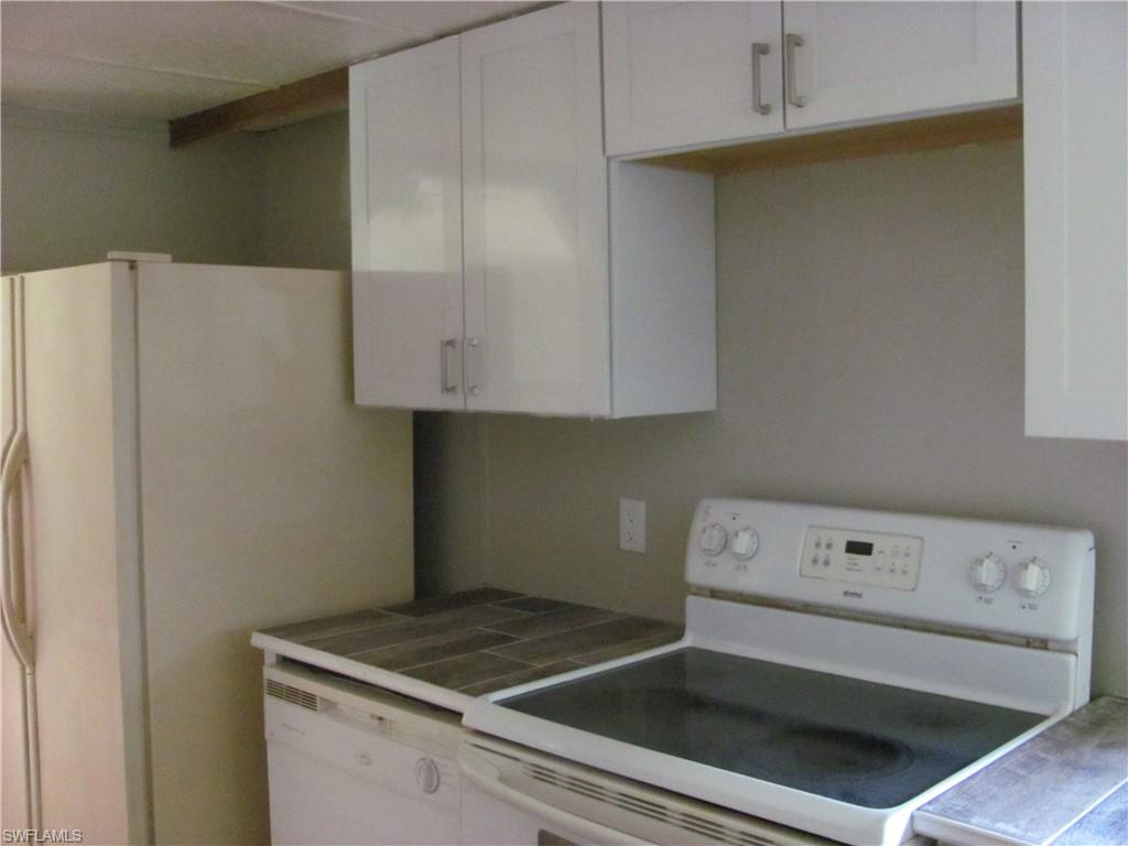 SUNCOAST ESTATE - Residential