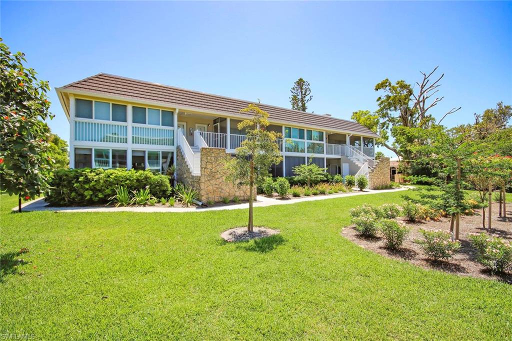 CAPTAINS WALK - Residential