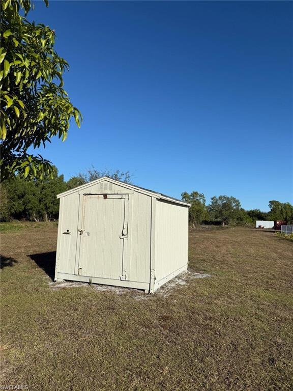 GOLDEN GATE ESTATES - Residential Lease