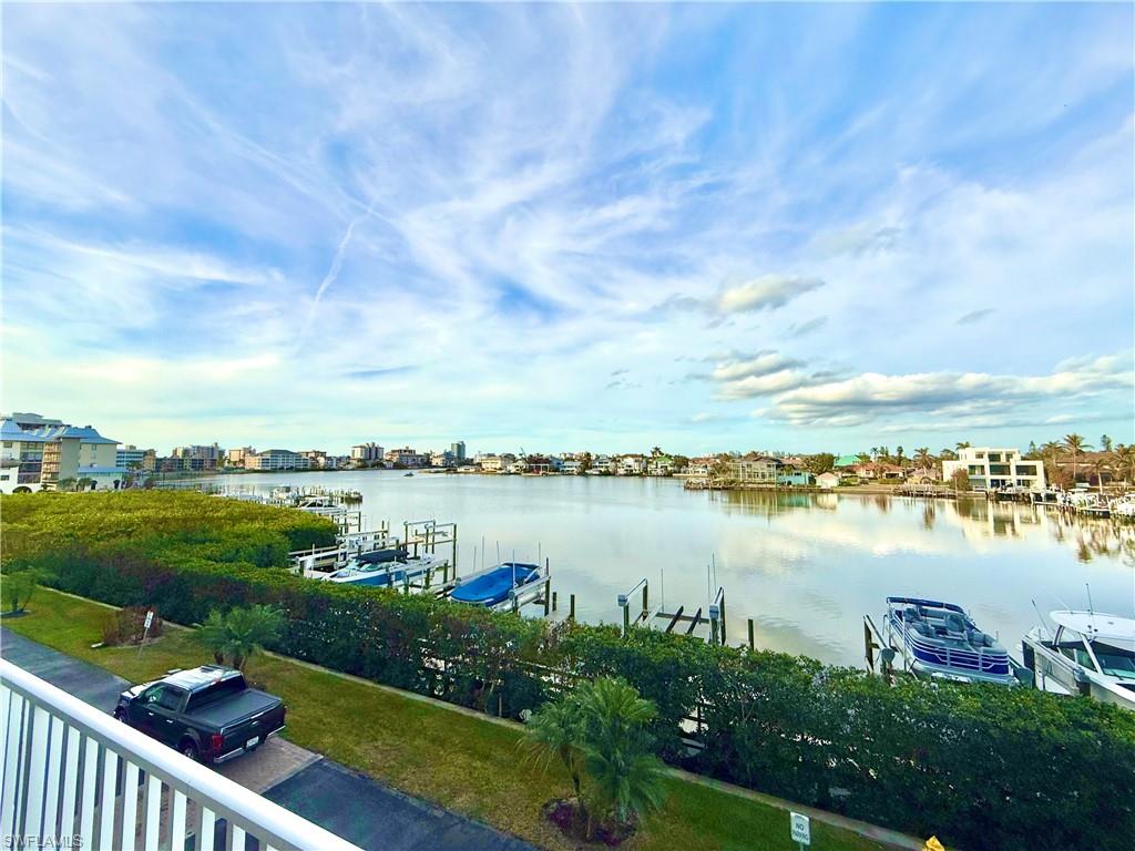 REGATTA - Residential Lease