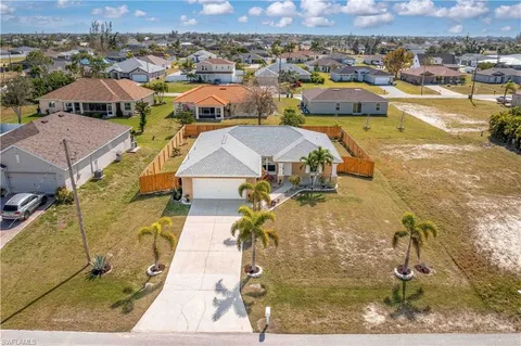 1916 NW 15th Ter, Cape Coral, FL 33993 - #: 224059903