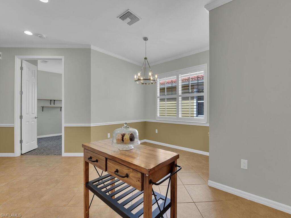 MANCHESTER SQUARE - Residential