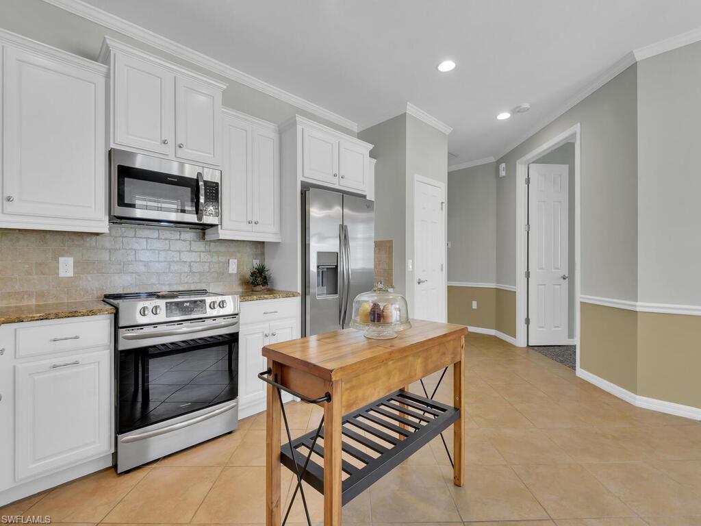 MANCHESTER SQUARE - Residential