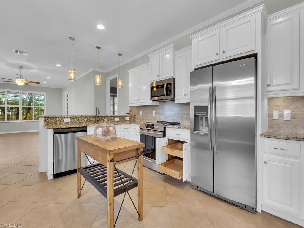 MANCHESTER SQUARE - Residential