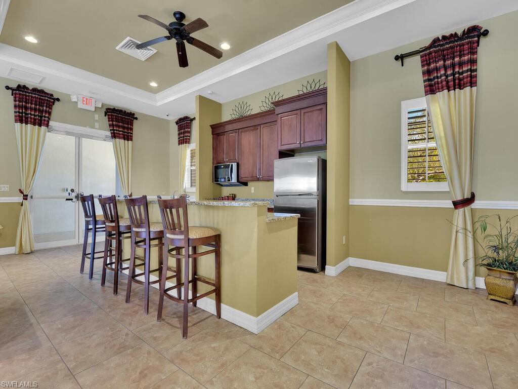 MANCHESTER SQUARE - Residential