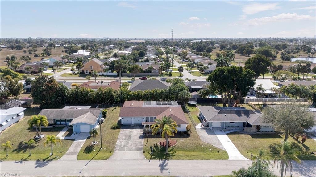 CAPE CORAL - Residential