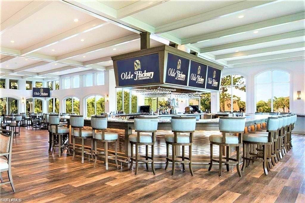 OLDE HICKORY GOLF & COUNTRY CLUB - Residential