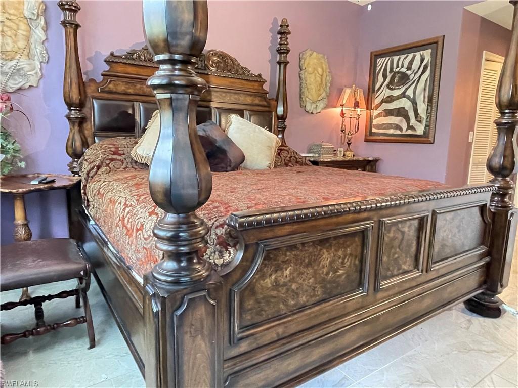 OLDE HICKORY GOLF & COUNTRY CLUB - Residential