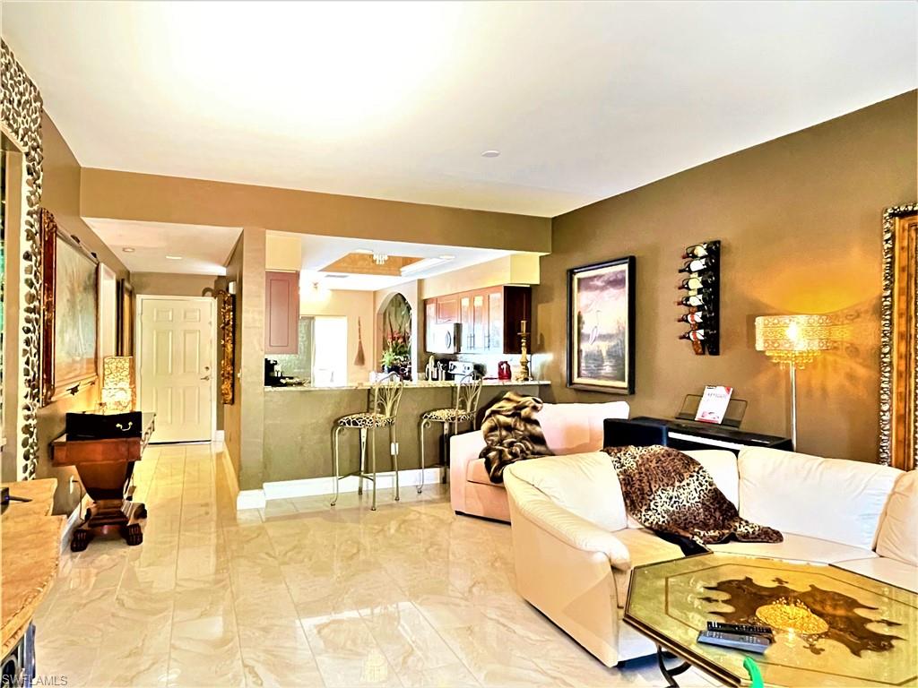 OLDE HICKORY GOLF & COUNTRY CLUB - Residential