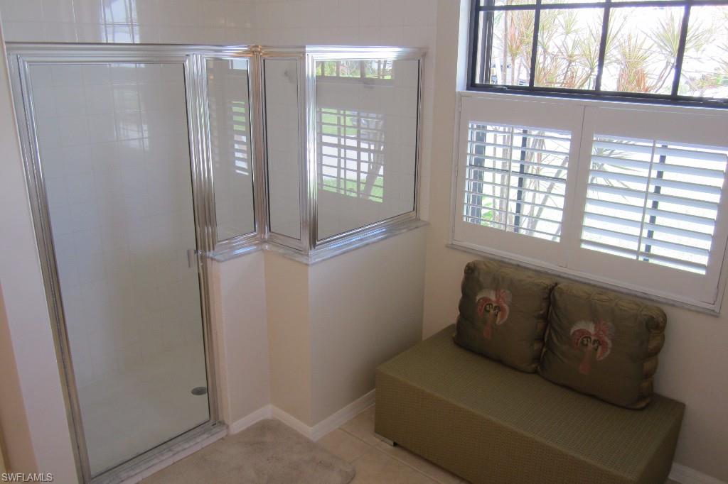 LAUREL OAKS - Residential