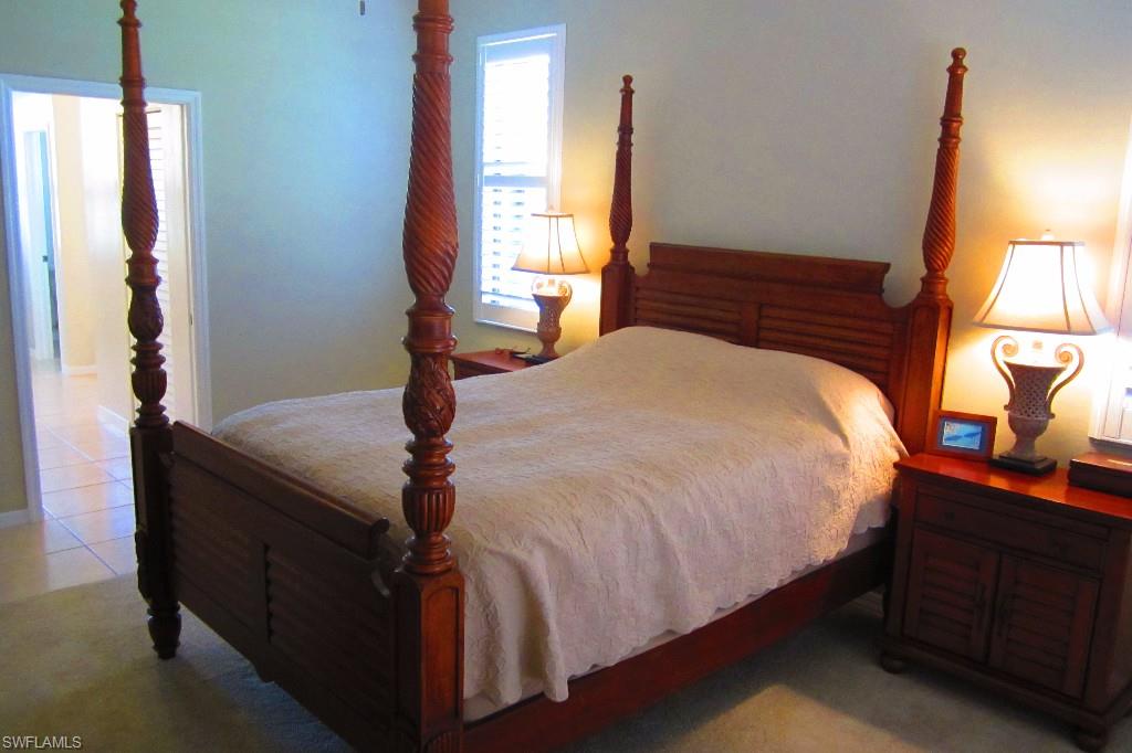 LAUREL OAKS - Residential