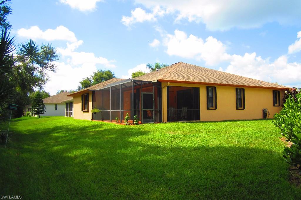 LAUREL OAKS - Residential