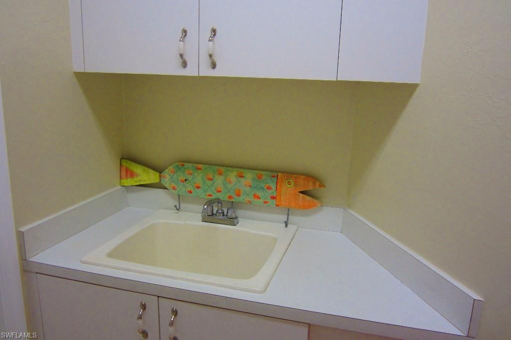 LAUREL OAKS - Residential