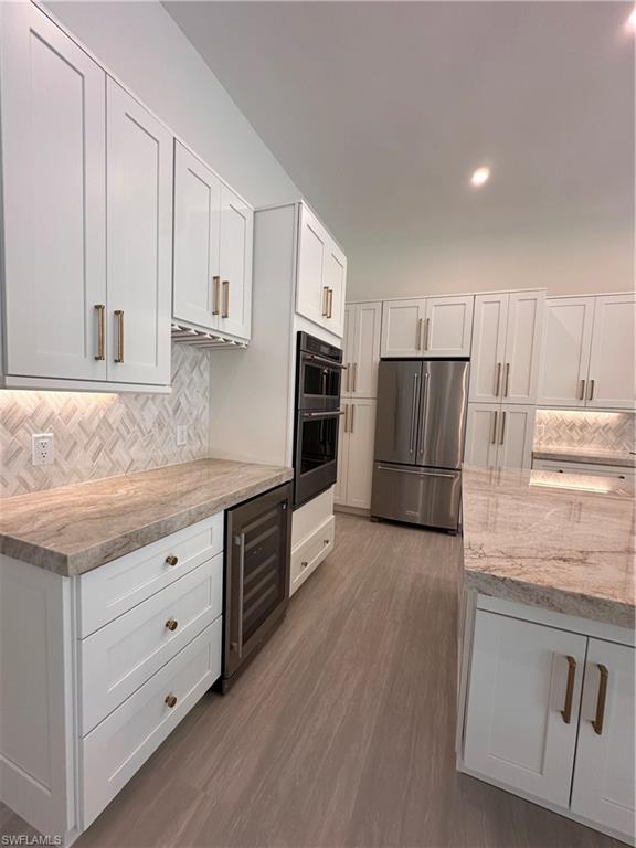 GOLDEN GATE ESTATES - Residential