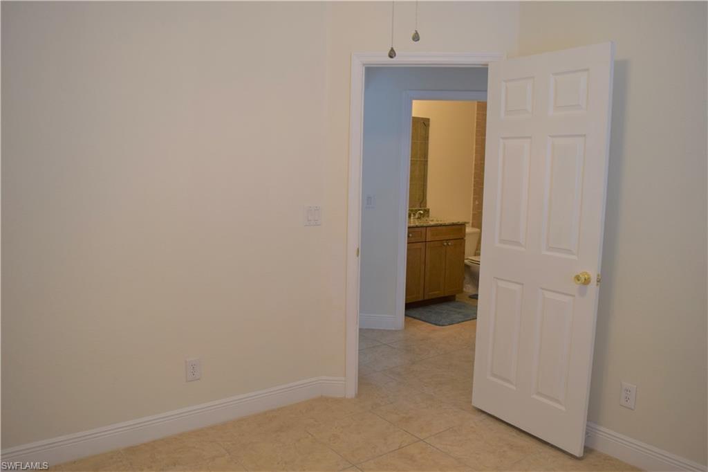 FORT MYERS SHORES - Residential