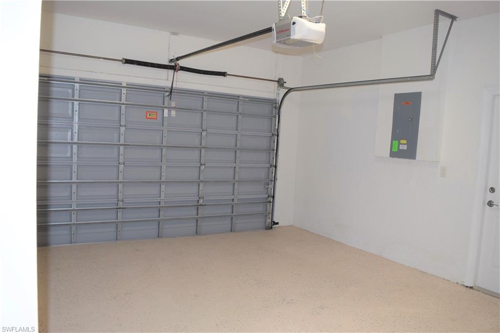 FORT MYERS SHORES - Residential