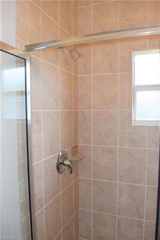 FORT MYERS SHORES - Residential