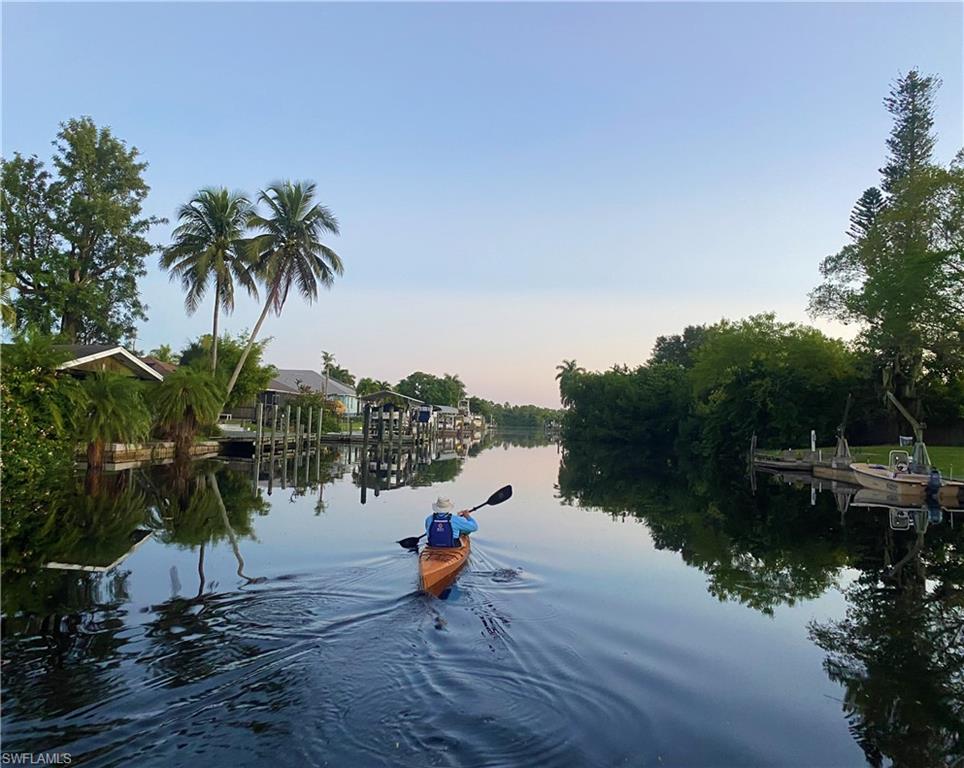 FORT MYERS SHORES - Residential