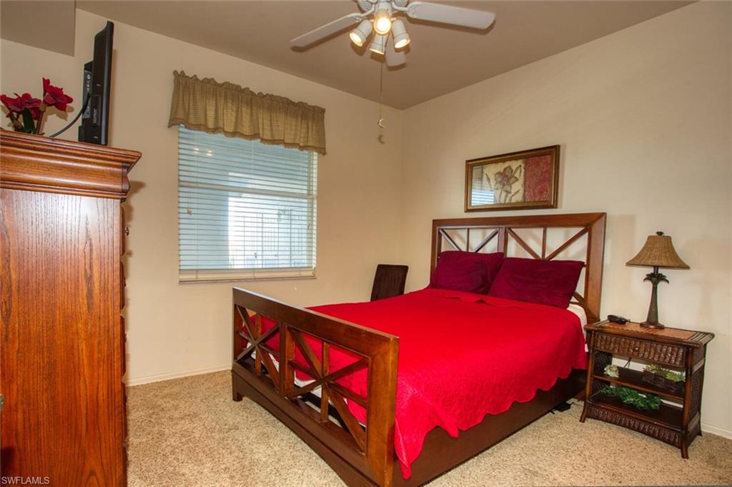 LAKESIDE GREEN - Residential