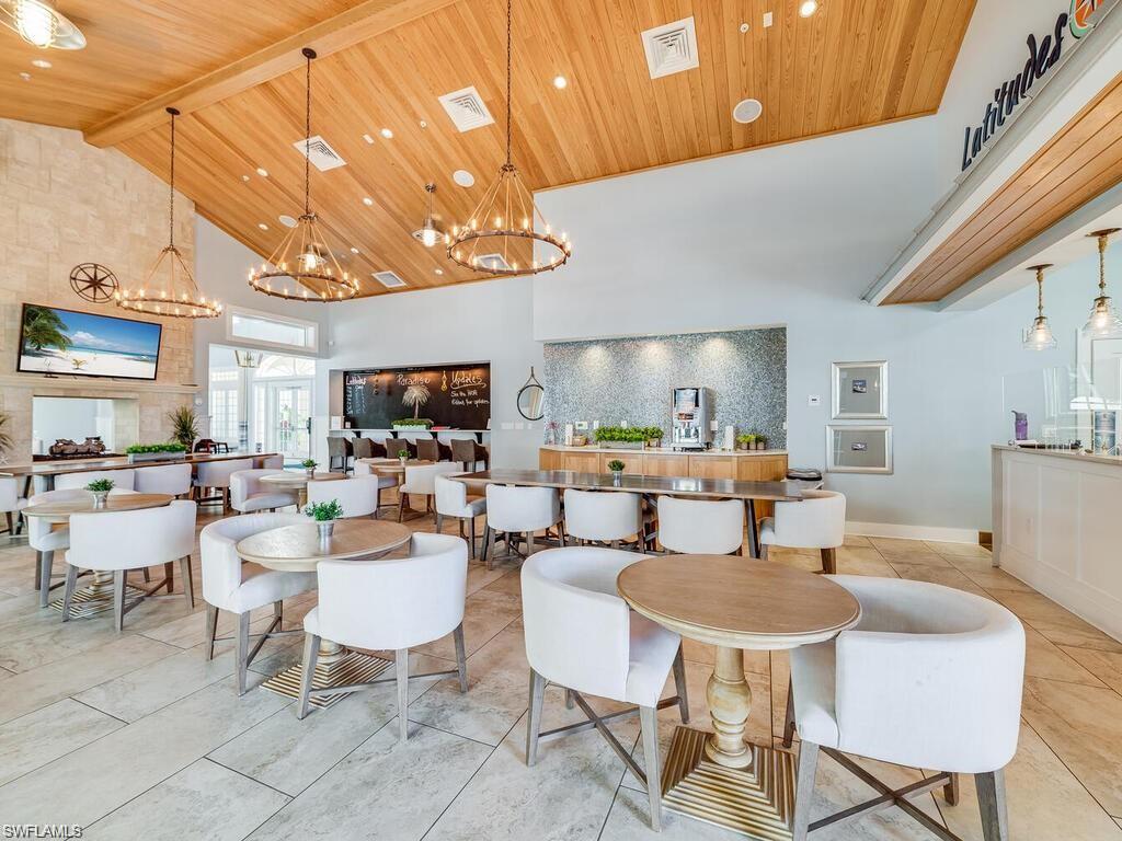 CRANE POINT - Residential