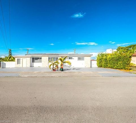 9365 SW 44th St MIAMI FL 33165