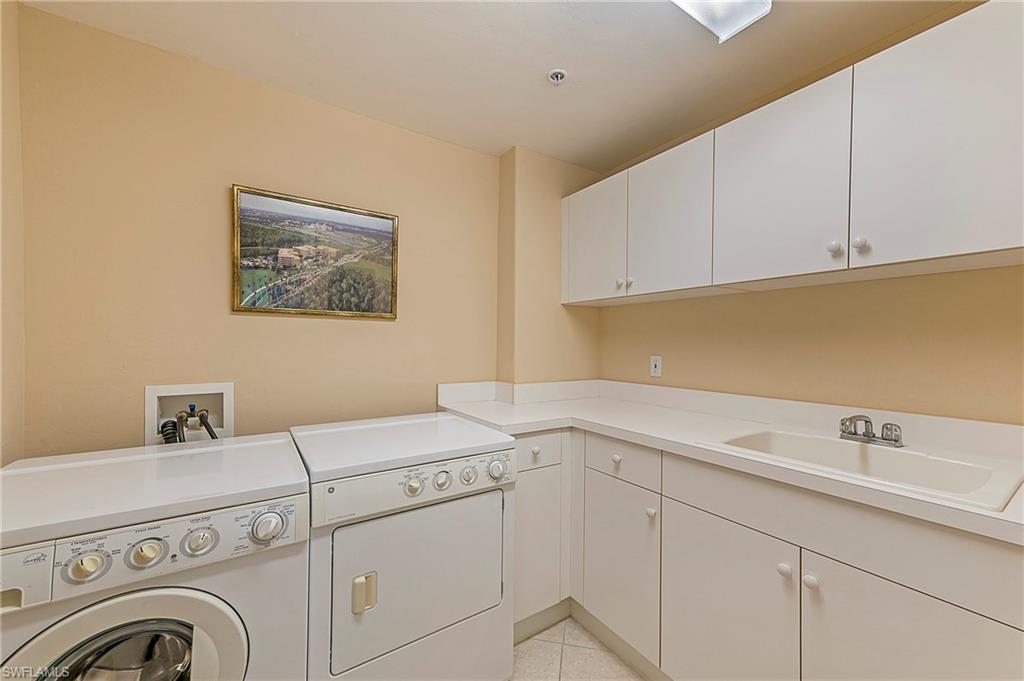 VENTANAS AT TIBURON - Residential