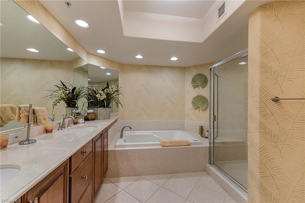 VENTANAS AT TIBURON - Residential